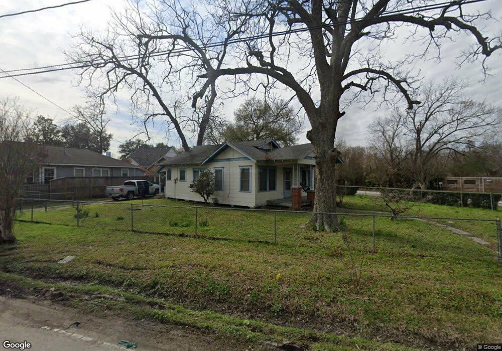 3907 Calendar St, Houston, TX 77009 - photo 1