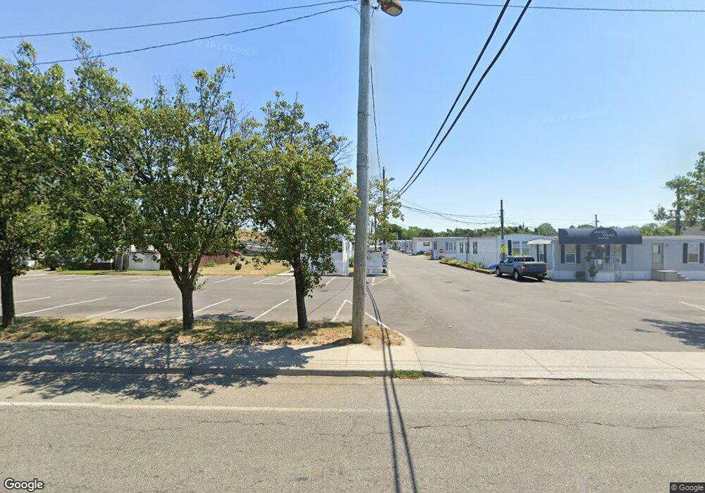 78 Lincoln Ave, Holbrook, NY 11741 - photo 1