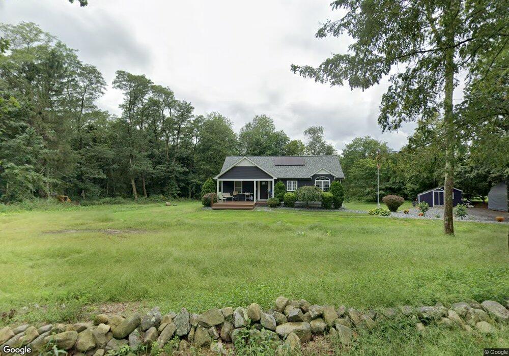 24 Hancock St, Plainville, MA 02762 - photo 1