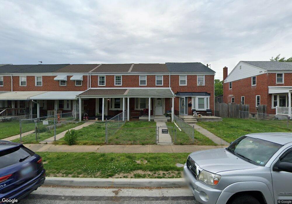 930 Middlesex Rd, Essex, MD 21221 - photo 1