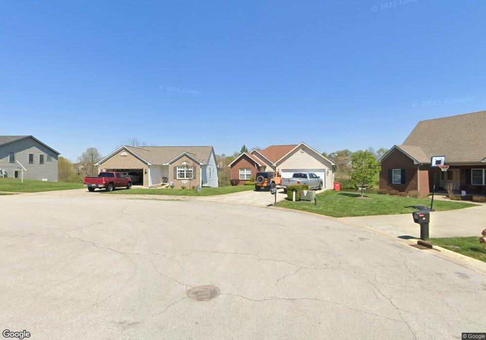 432 Village Dr, Frankfort, KY 40601 - photo 1