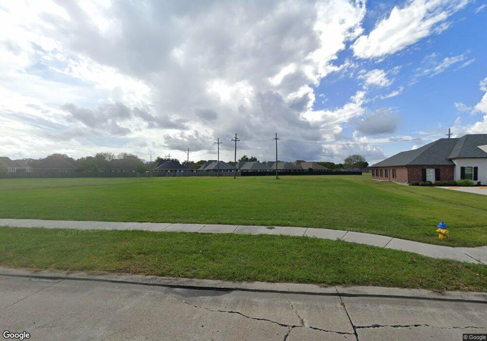 246 Civic Center Blvd, Houma, LA 70360 - photo 1