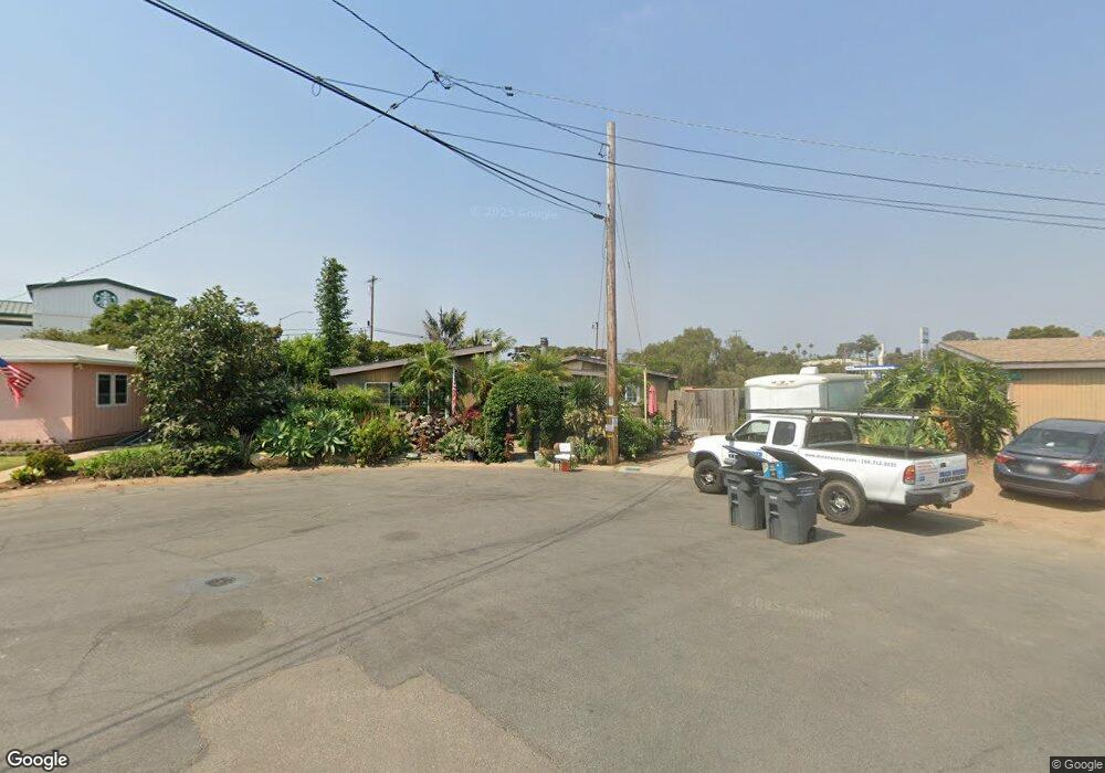 830 Citrus Place, Carlsbad, CA 92008 - photo 1