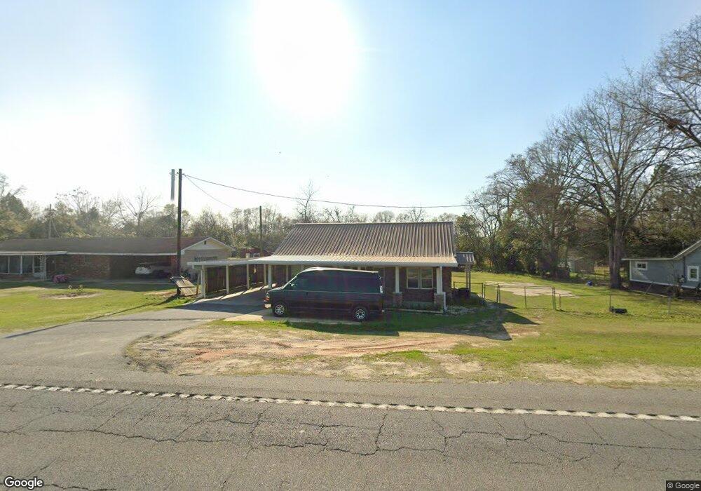 1205 N Hutchinson Ave, Adel, GA 31620 - photo 1