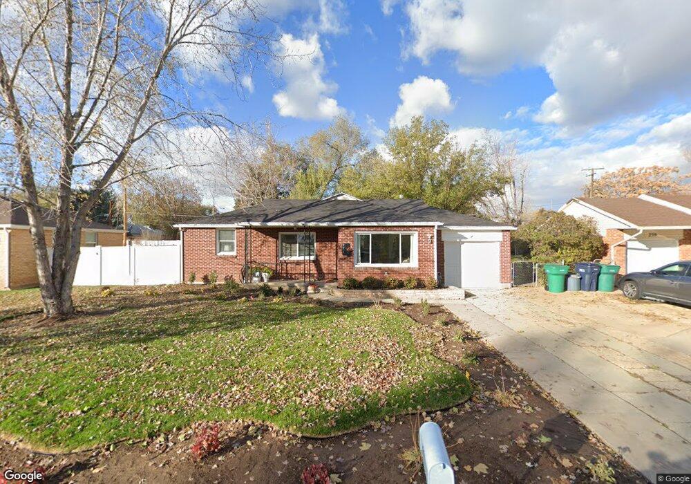 271 Glen Place, Layton, UT 84041 - photo 1