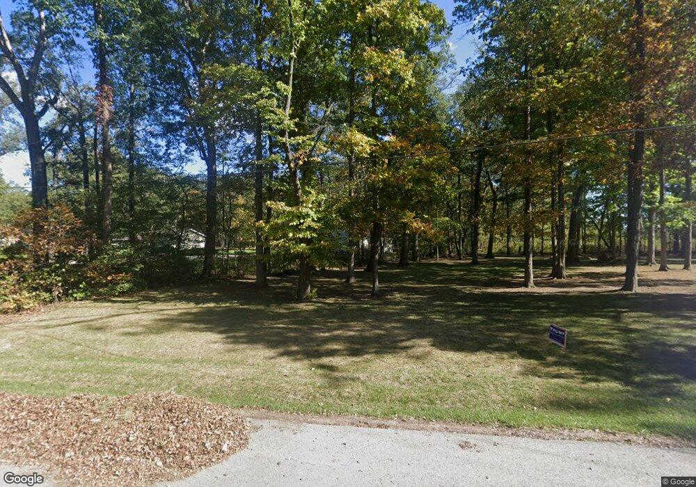 1345 Forest Dr, Lima, OH 45805 - photo 1