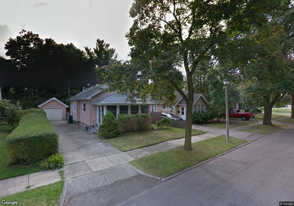 2519 Eaton Rd, Lansing, MI 48910 - photo 1