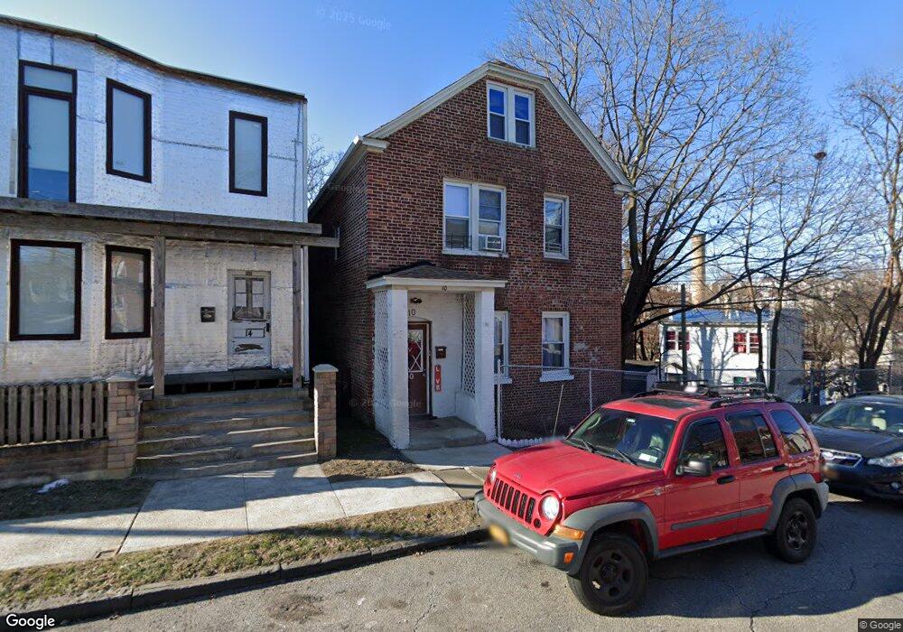 10 Arbor St unit 2, Yonkers, NY 10701 - photo 1