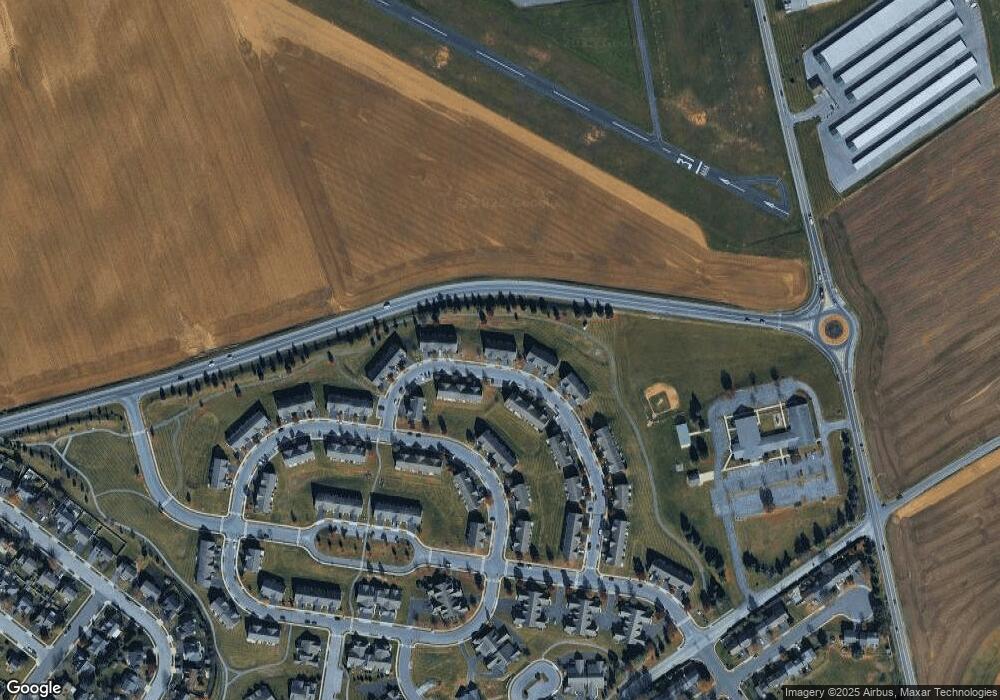 110 Harvest Mill Ln unit 32, Palmyra, PA 17078 - photo 1