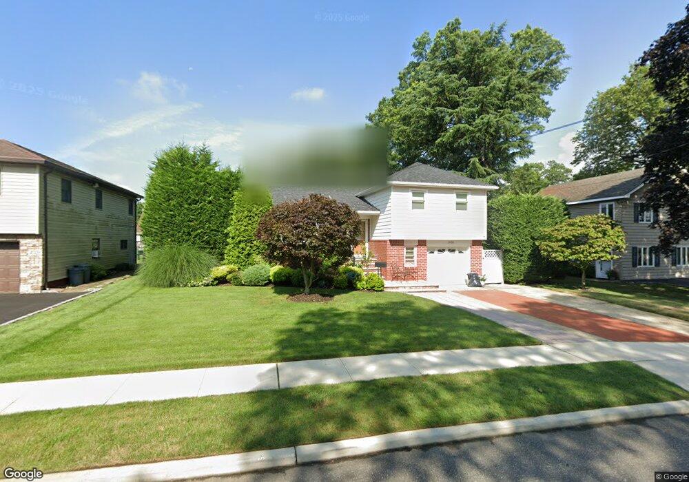 1456 Little Whaleneck Rd, Merrick, NY 11566 - photo 1