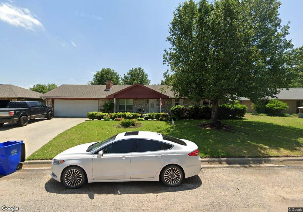 213 Red River Dr, Whitesboro, TX 76273 - photo 1