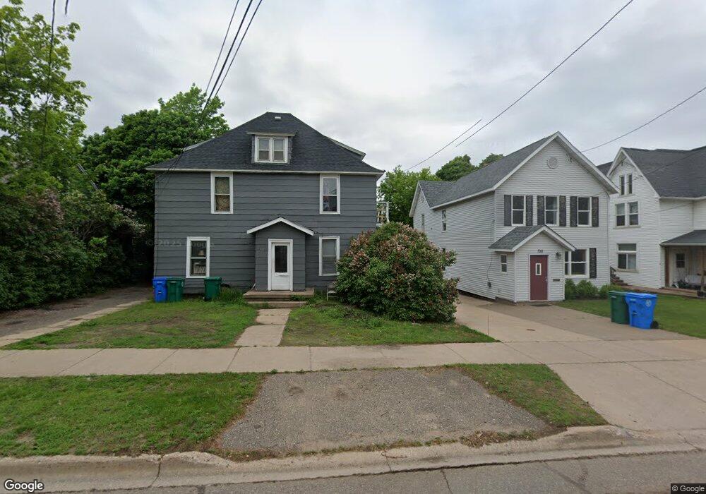 142 W Arch St, Marquette, MI 49855 - photo 1
