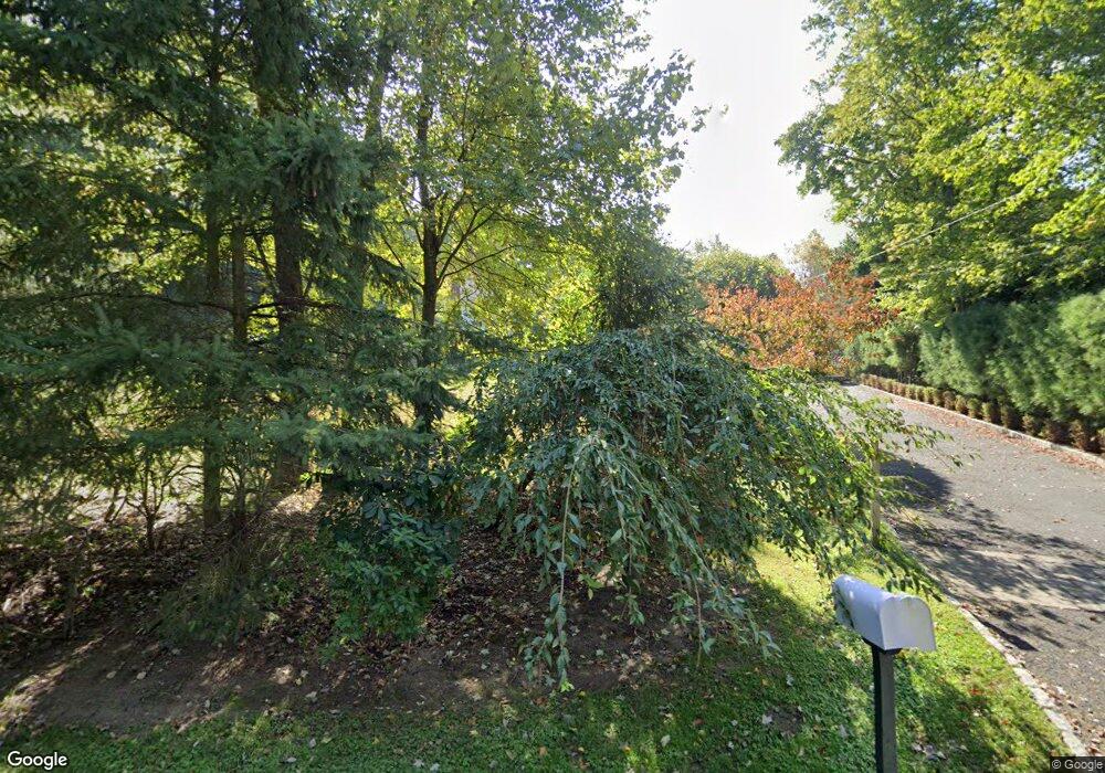 131 Barclay Dr, Stamford, CT 06903 - photo 1