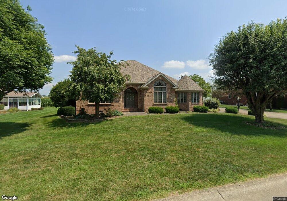 612 S Tara Rd, Greensburg, IN 47240 - photo 1