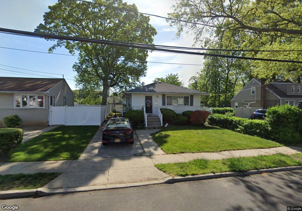 885 Orlando Ave, West Hempstead, NY 11552 - photo 1