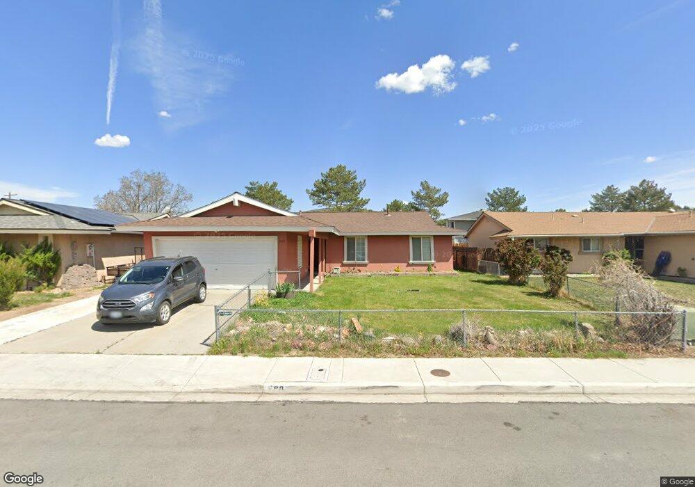 690 Lyyski St, Sparks, NV 89431 - photo 1