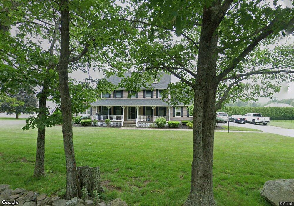 1418 Hildreth St, Dracut, MA 01826 - photo 1