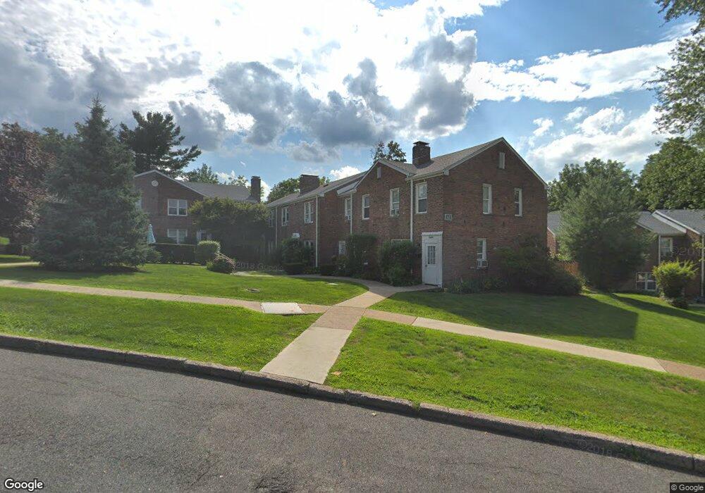 42 Beacon Hill Dr unit 12B4, Dobbs Ferry, NY 10522 - photo 1