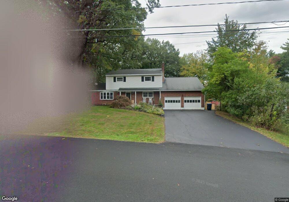 11 Tamarack Ln, Schenectady, NY 12309 - photo 1