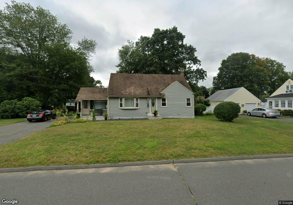 10 Queen St, Enfield, CT 06082 - photo 1