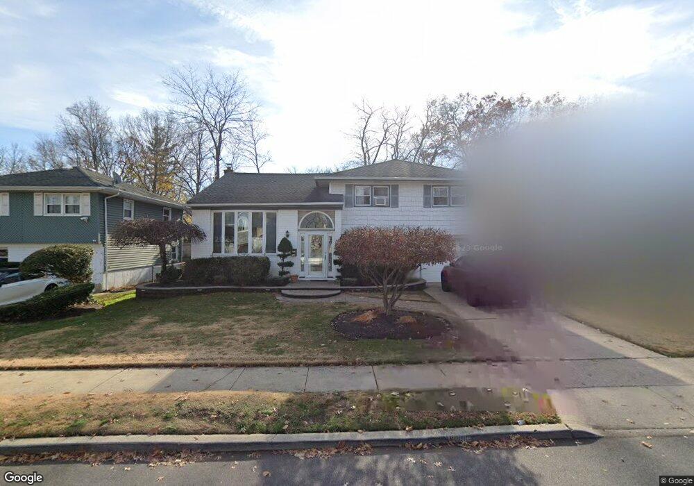 1082 Cramer Ct, North Baldwin, NY 11510 - photo 1