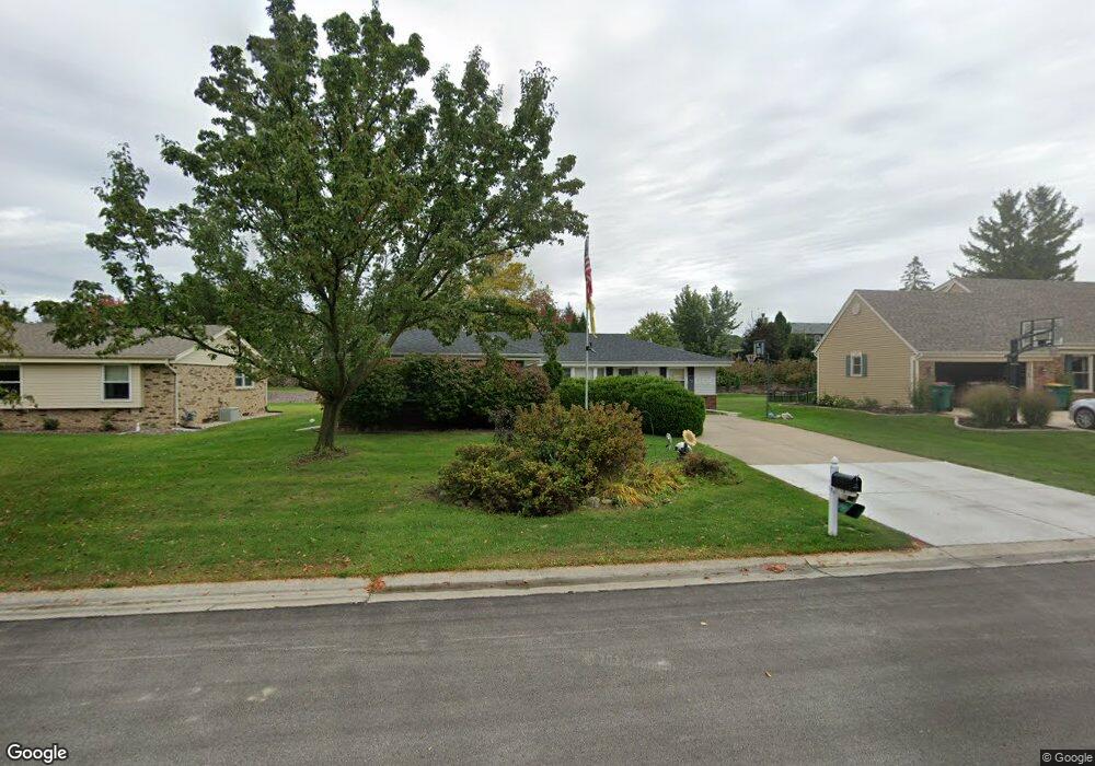 W164N10442 Timberline Ct, Germantown, WI 53022 - photo 1