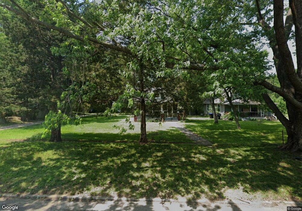 2509 SW Buchanan St, Topeka, KS 66611 - photo 1