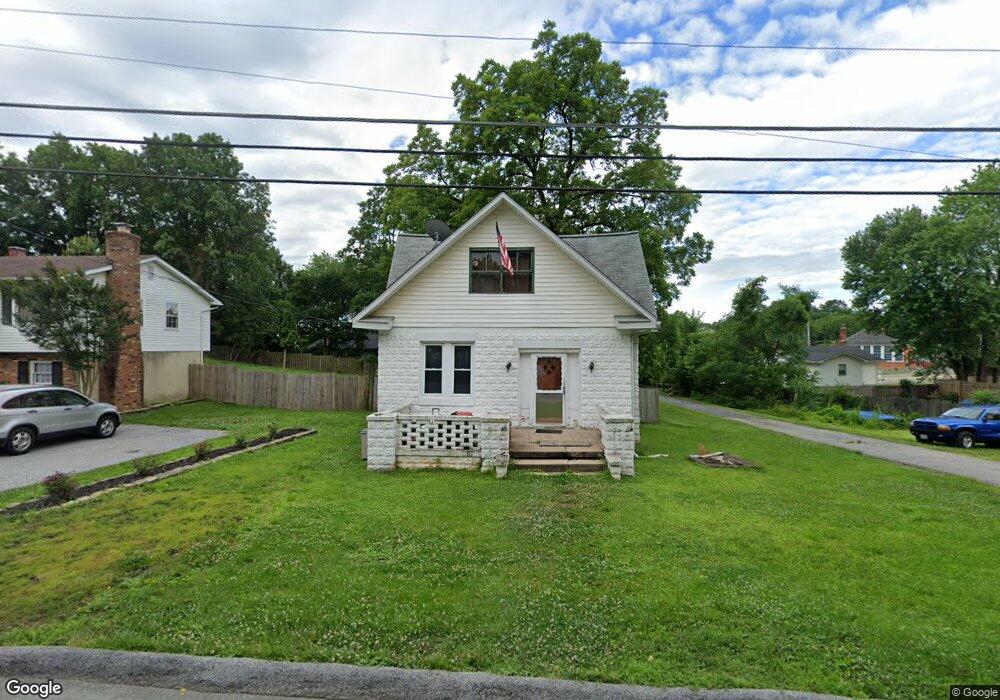 1916 Monumental Rd, Halethorpe, MD 21227 - photo 1