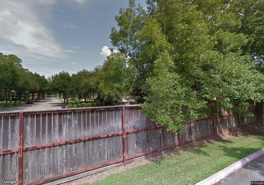 503 Victoria Way, Friendswood, TX 77546 - photo 1