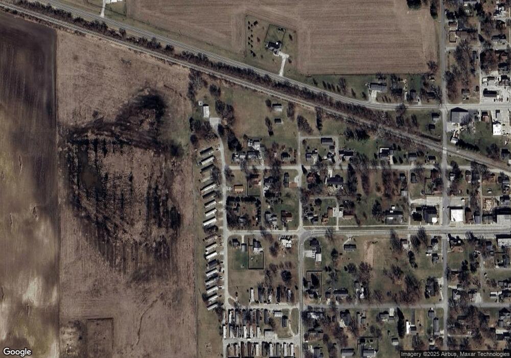 423 W Railroad St, Etna Green, IN 46524 - photo 1