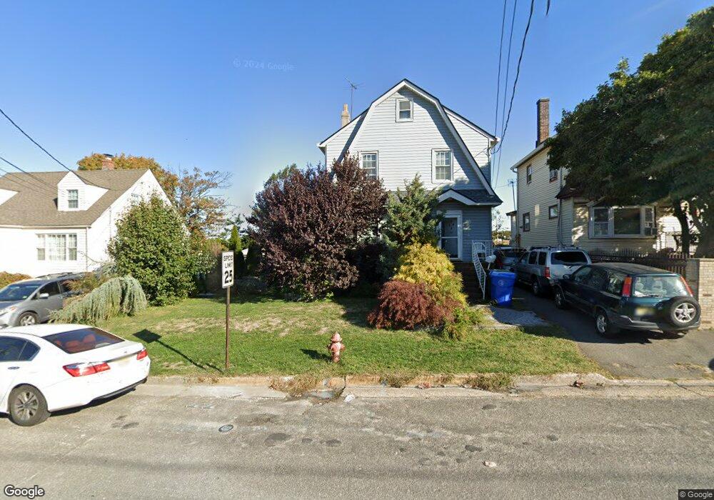 608 Chamberlain Ave, Perth Amboy, NJ 08861 - photo 1