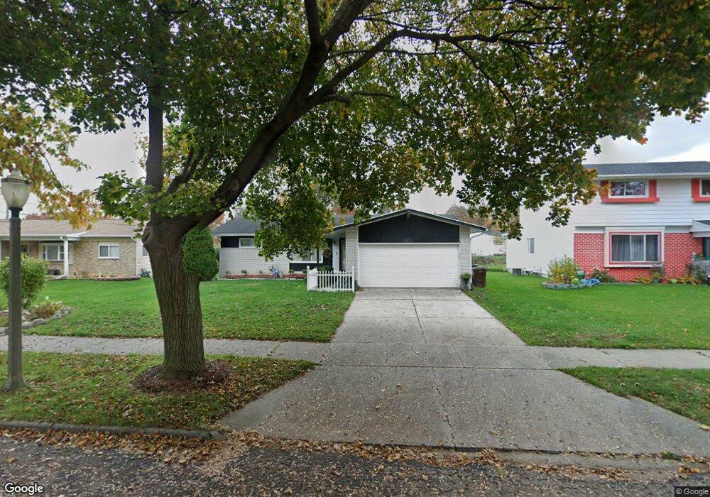 4101 Rivershell Ln, Lansing, MI 48911 - photo 1