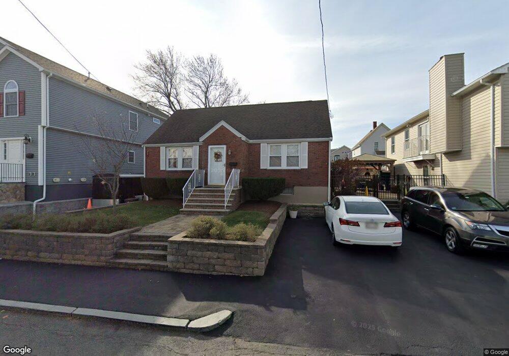 26 Fiske St, Revere, MA 02151 - photo 1