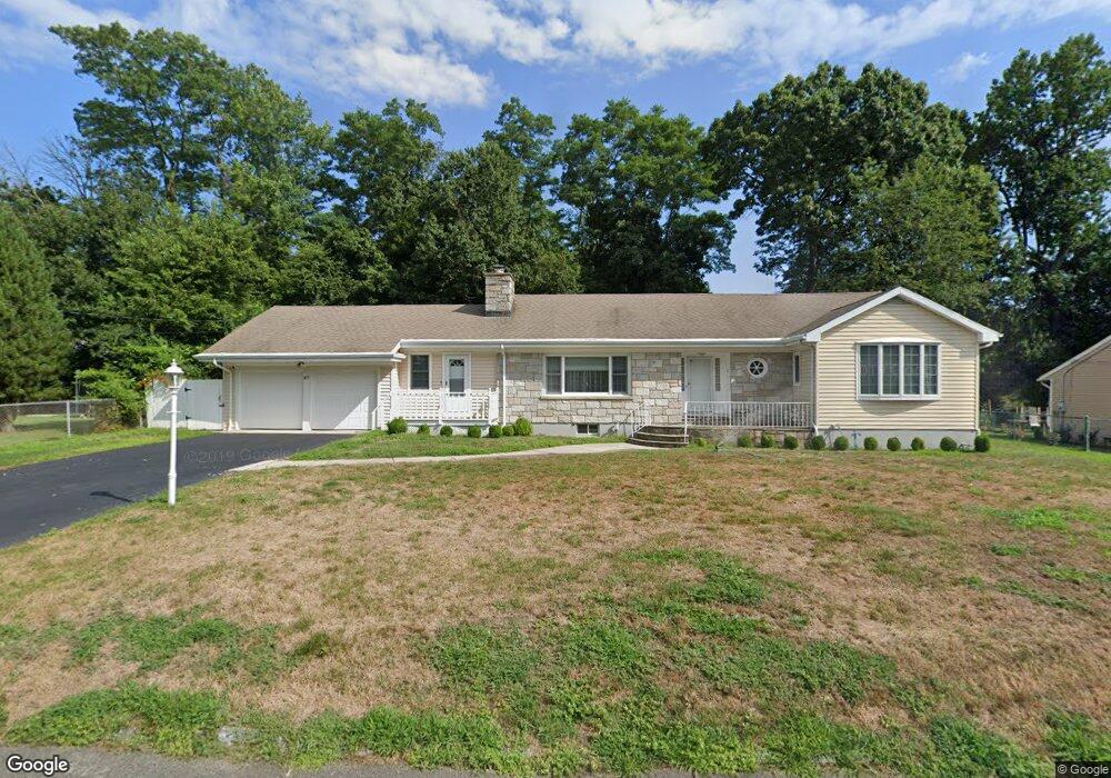 87 Ochsner Place, Trumbull, CT 06611 - photo 1