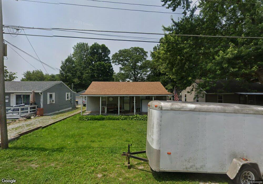 821 Coventry Dr, Anderson, IN 46012 - photo 1