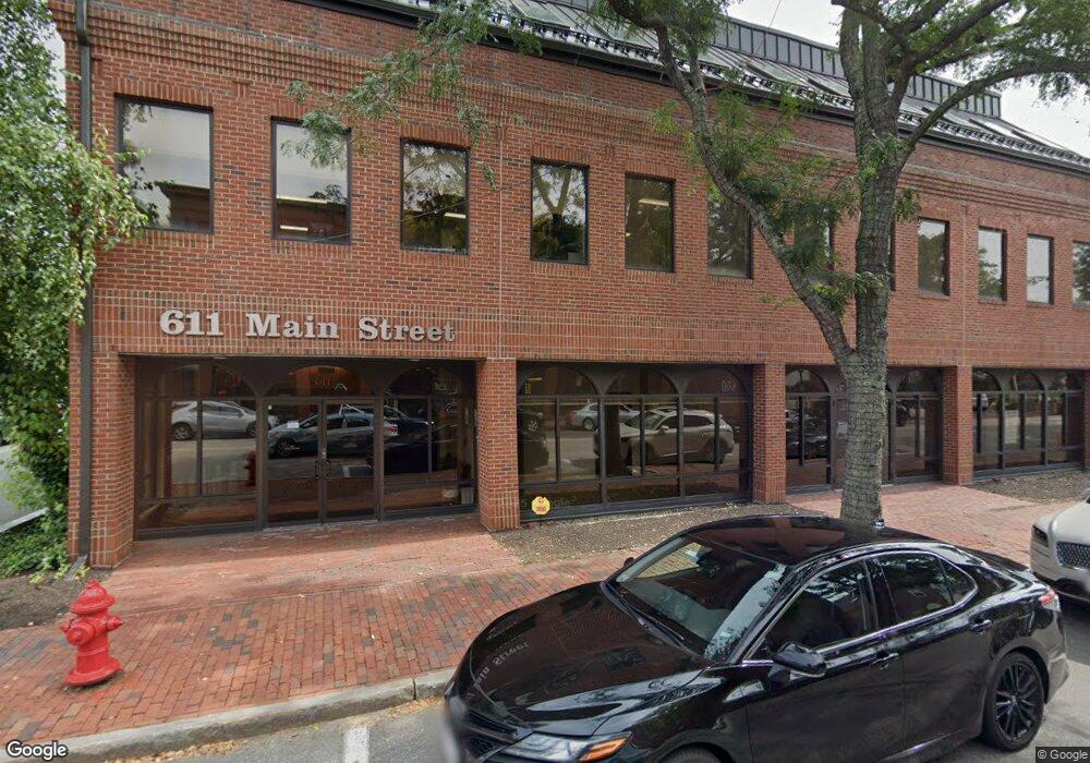 611 Main St unit 202 & 300, Winchester, MA 01890 - photo 1