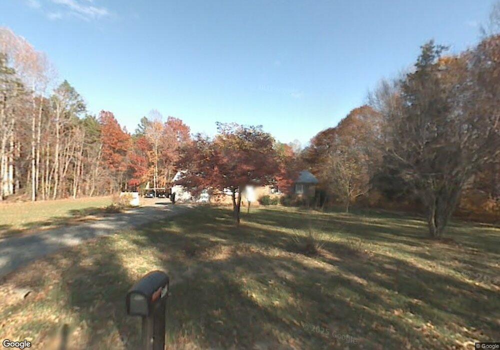 913 Pine Ln, Asheboro, NC 27205 - photo 1