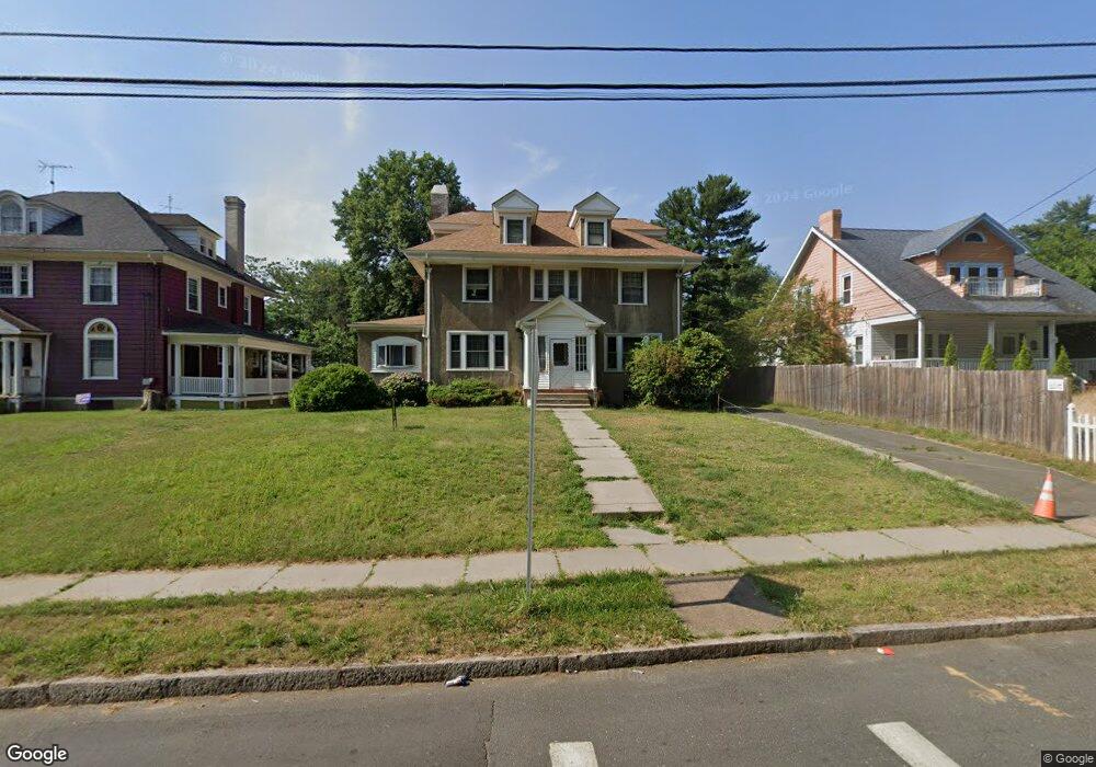 368 Edgewood St, Hartford, CT 06112 - photo 1