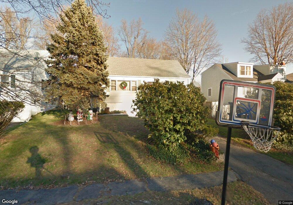 10 Fullin Ct, Norwalk, CT 06851 - photo 1