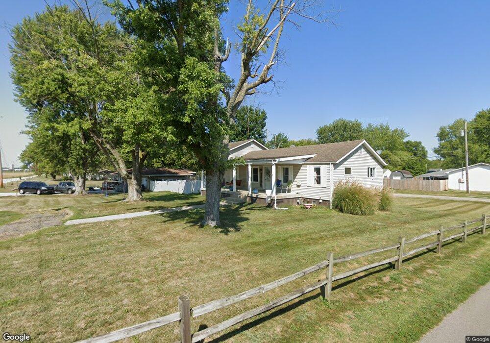 202 Deaver Rd, Columbus, IN 47201 - photo 1