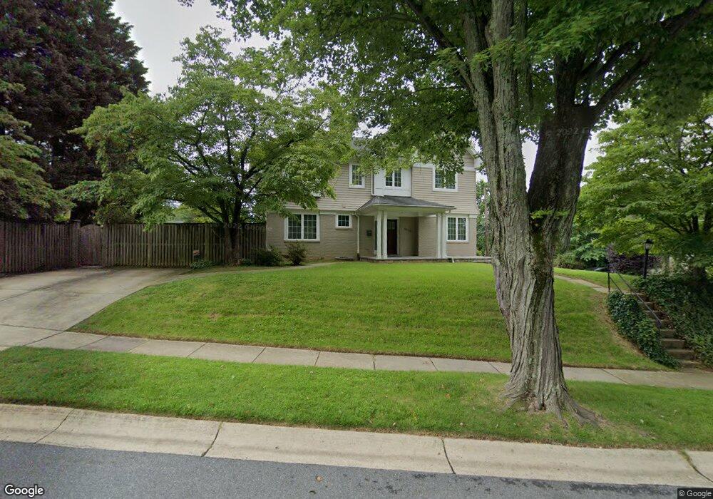 5018 Cushing Dr, Kensington, MD 20895 - photo 1