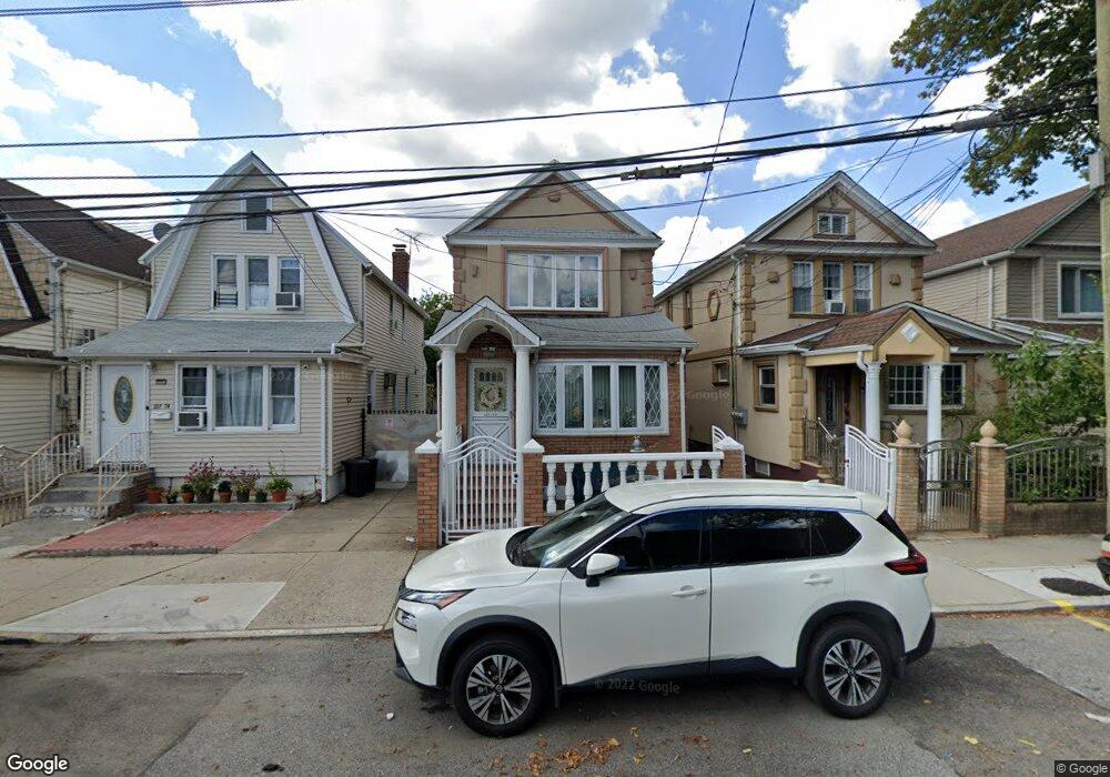 10772 101st St, Ozone Park, NY 11417 - photo 1