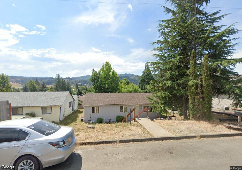 1854 E Sixth Ave, Sutherlin, OR 97479 - photo 1