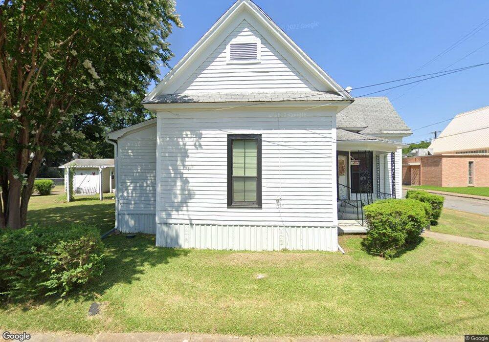 303 W 8th St, Bonham, TX 75418 - photo 1