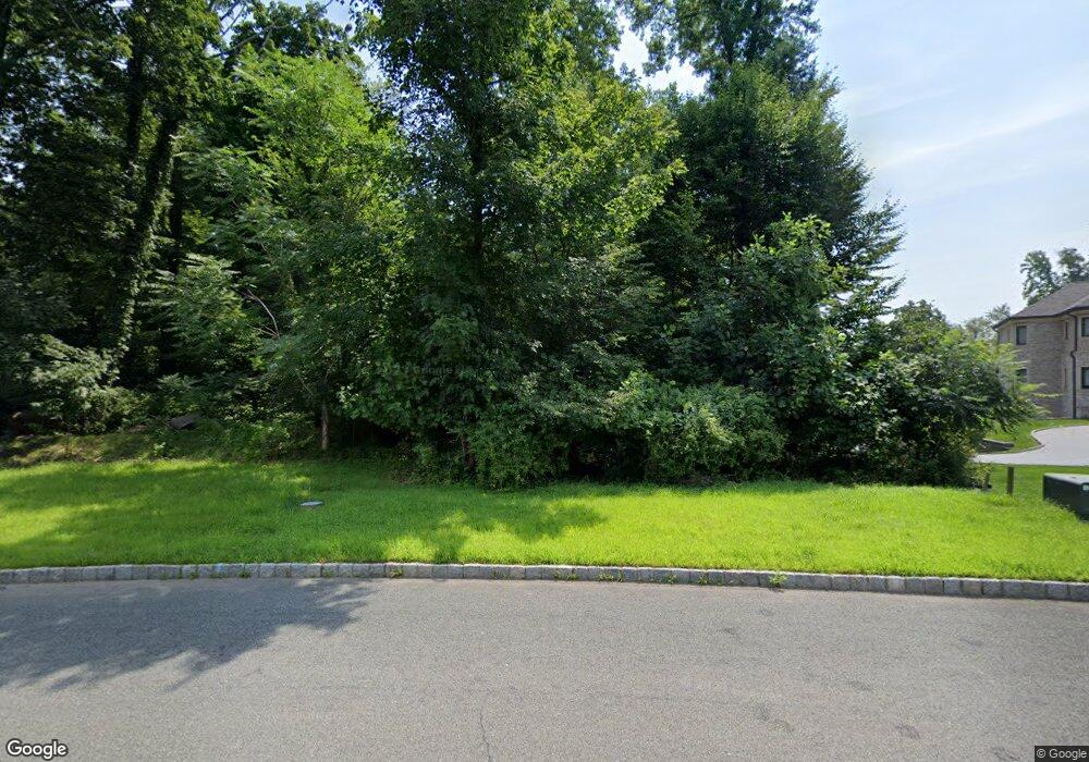 9 Ogrady Ct, Pearl River, NY 10962 - photo 1