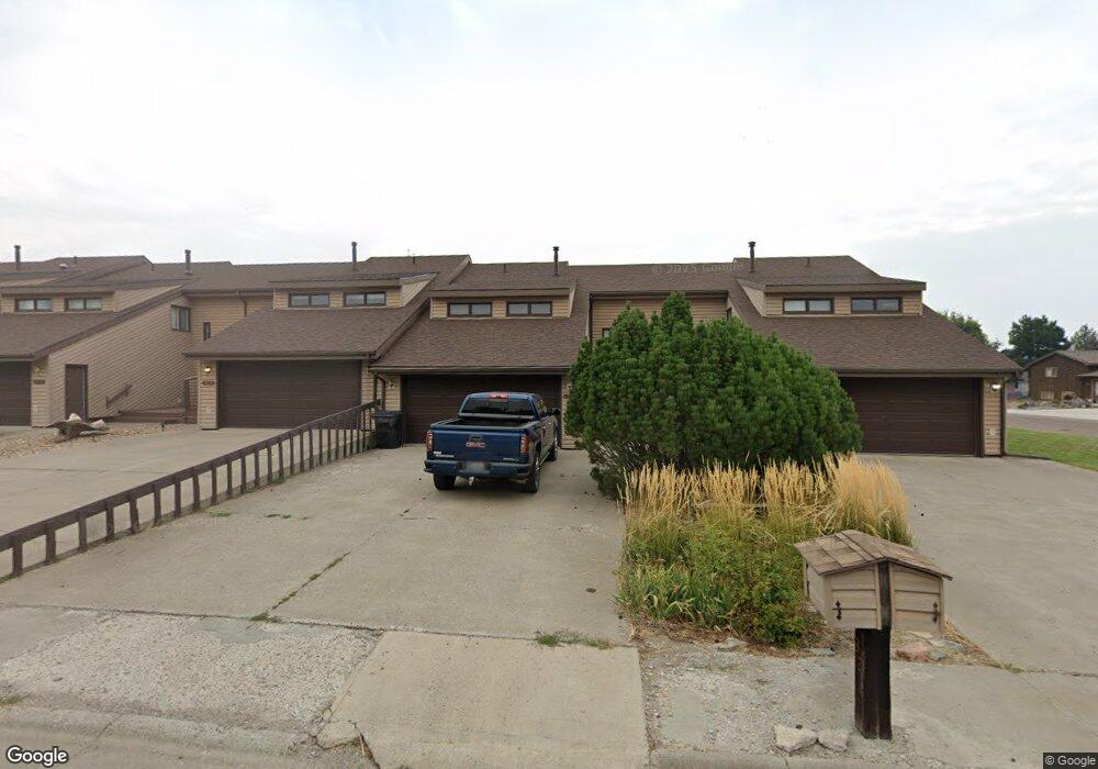 1323 11th St, Havre, MT 59501 - photo 1