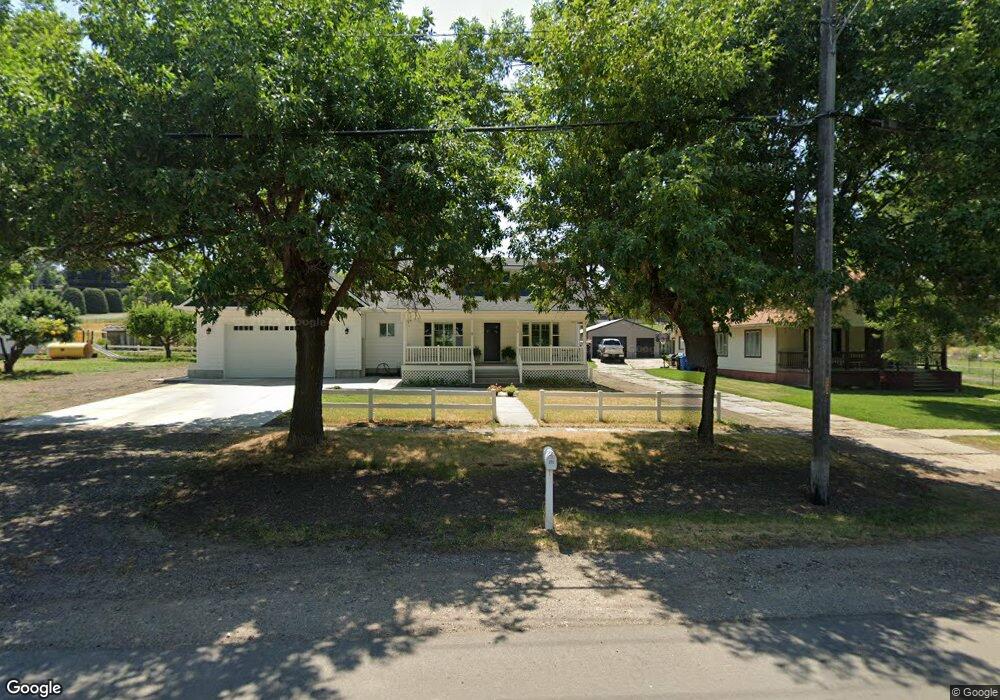 370 E 100 N, Hyrum, UT 84319 - photo 1