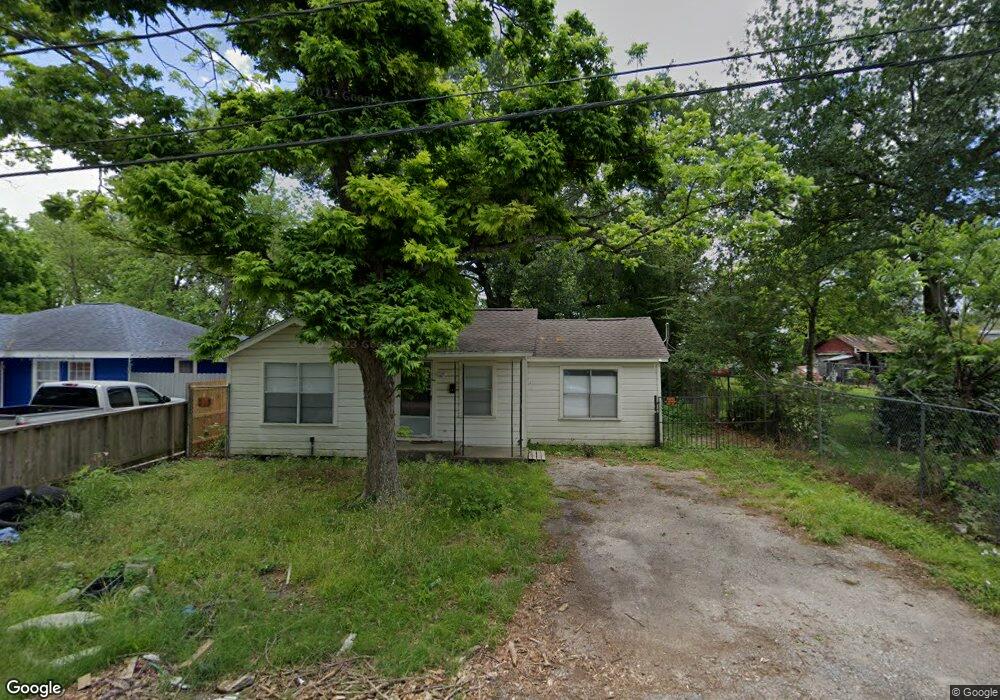 116 Grothe Ln, Houston, TX 77022 - photo 1