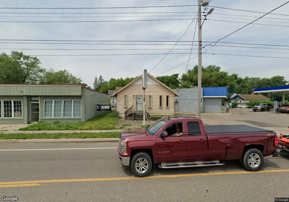 3918 Fenton Rd, Flint, MI 48507 - photo 1