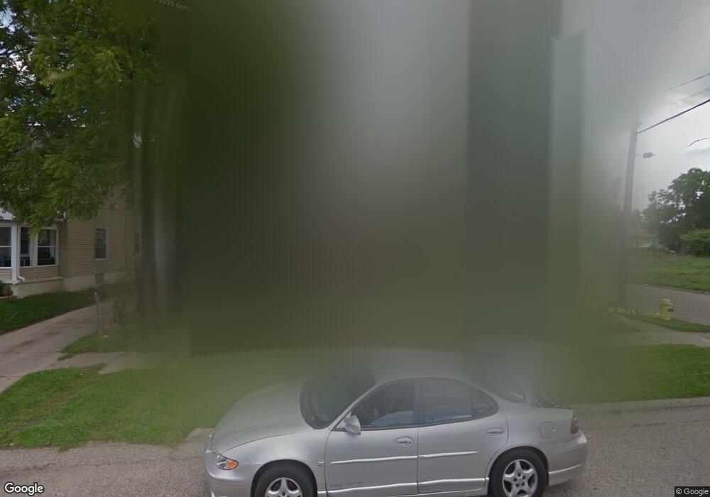 1102 Lippincott Blvd, Flint, MI 48503 - photo 1